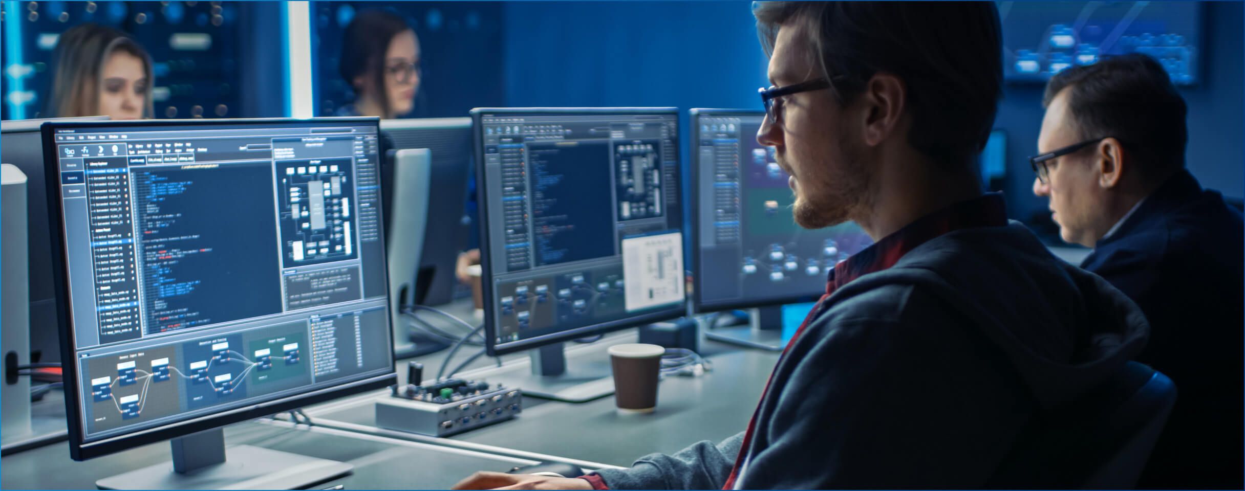 t1 soc analyst at work